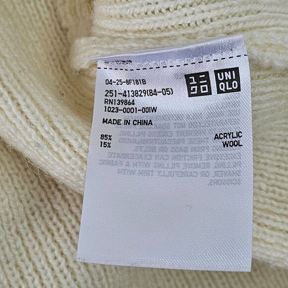 UNIQLO Oversize Sweater Cream V Neck Wool Blend Cable Knit Womens Size Small - Picture 7 of 9